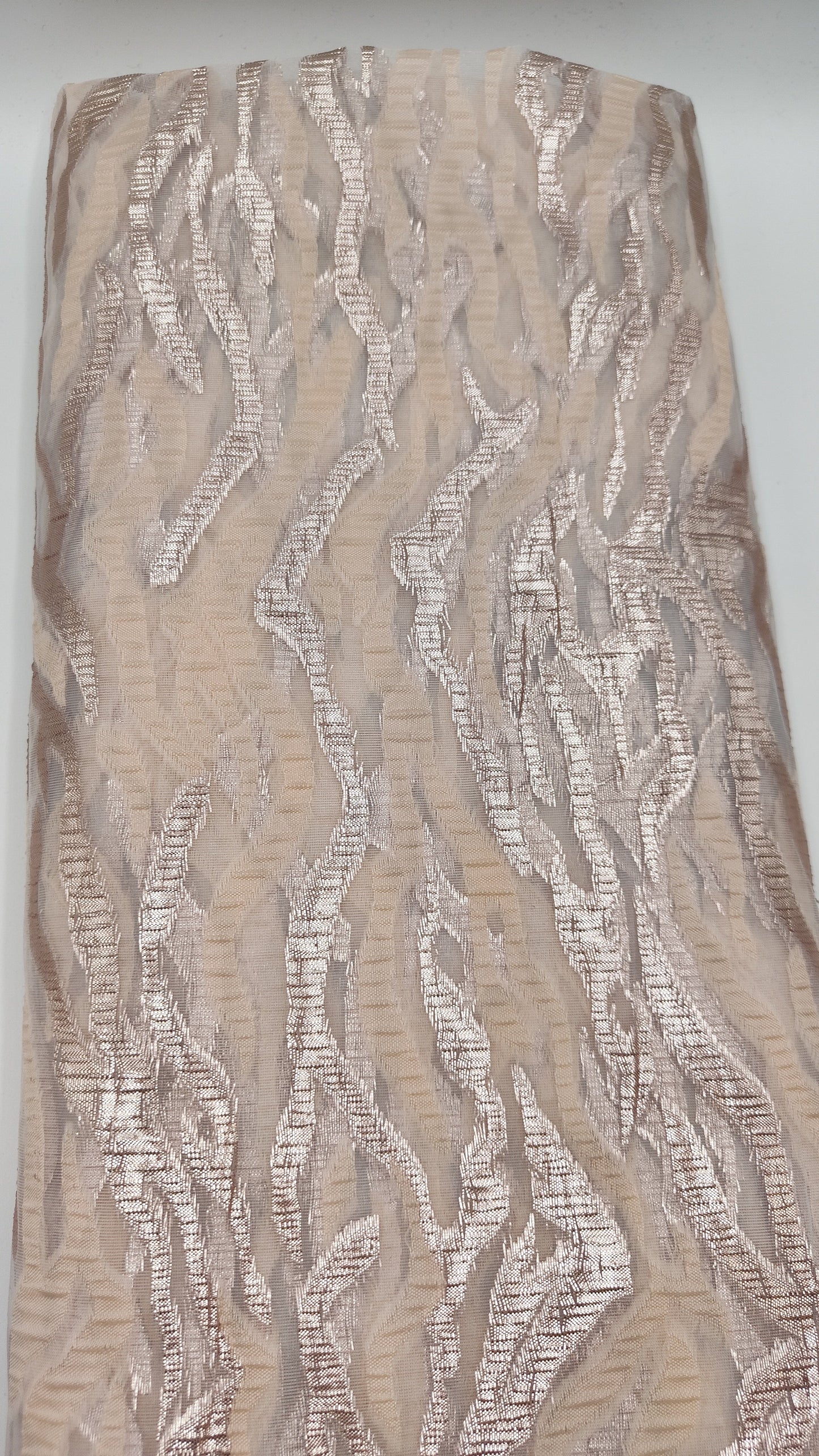 Jacquard fil coupé