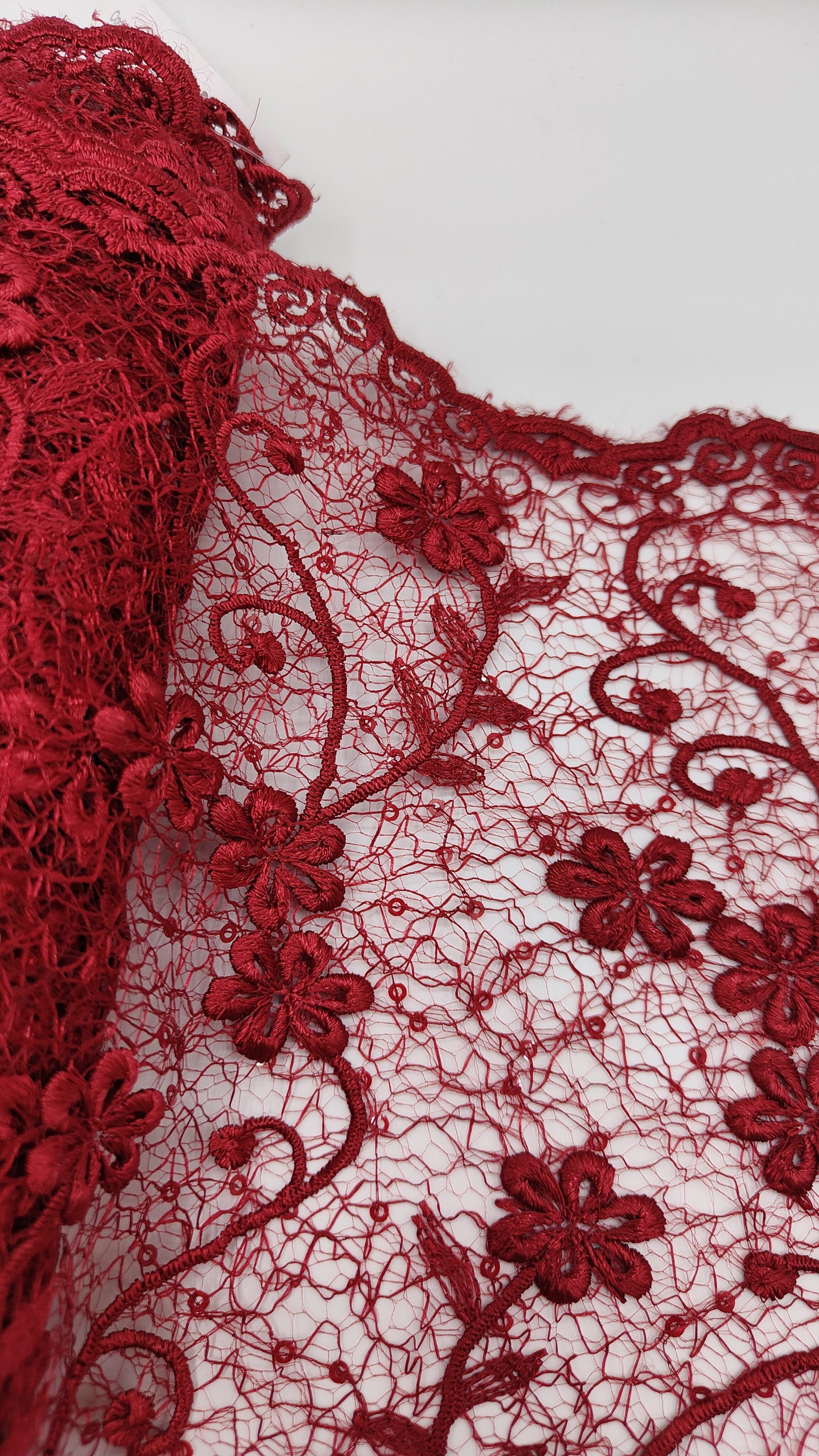 Pizzo con paillettes