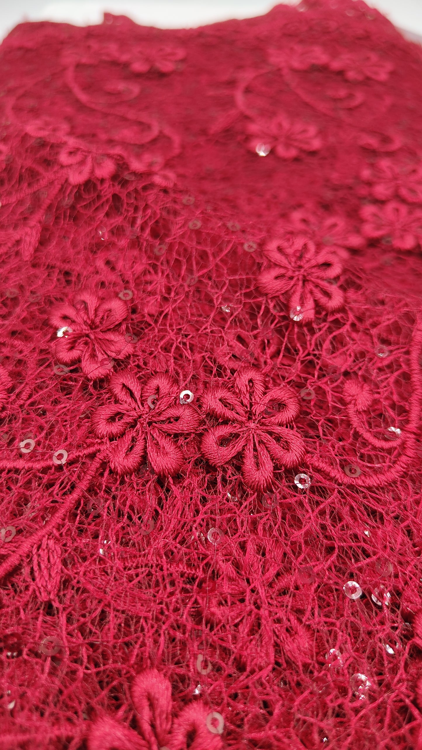 Pizzo con paillettes