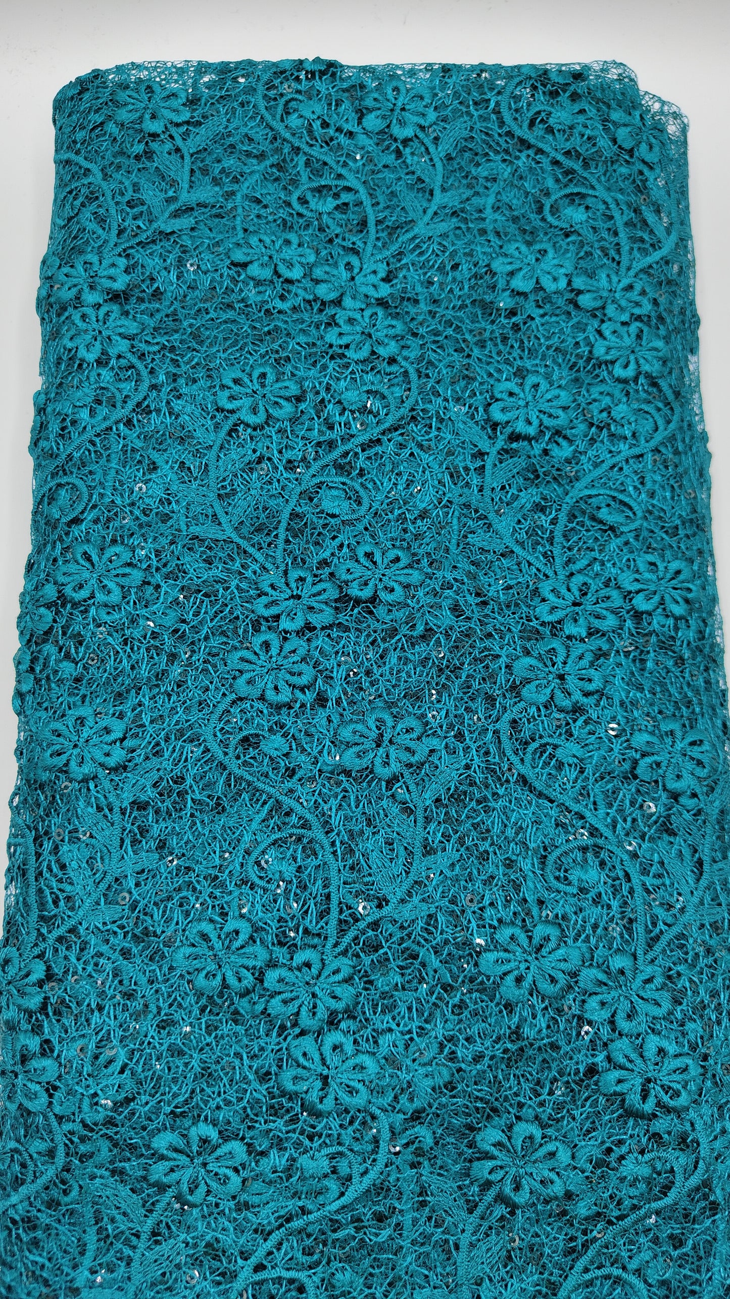 Pizzo con paillettes