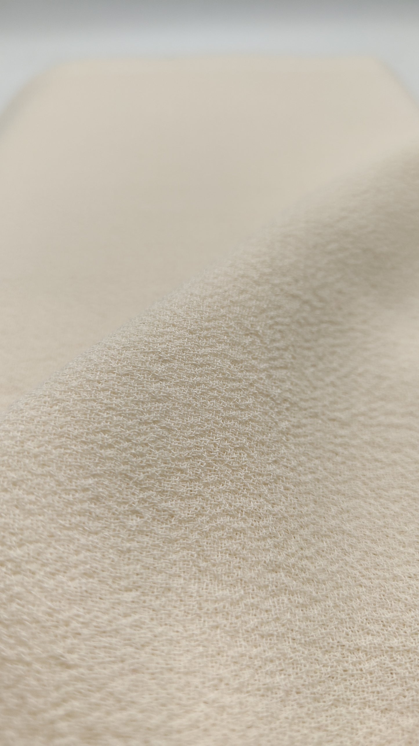 Tessuto Double Crepe Tinta Unita